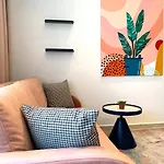 Enjoy The Aparment 아파트 *